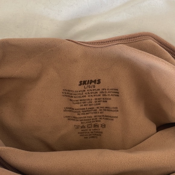 SKIMS Sculpting Thong Bodysuit Sz Large - Picture 3 of 5